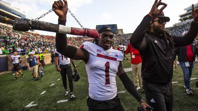 Northern Illinois stuns No. 5 Notre Dame 16-14 with field goal in final minute