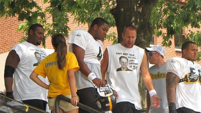 Byron Leftwich emerges as frontrunner for Jaguars head coaching job