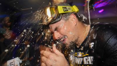 Brewers outperform preseason expectations again to win 3rd NL Central title in 4 years